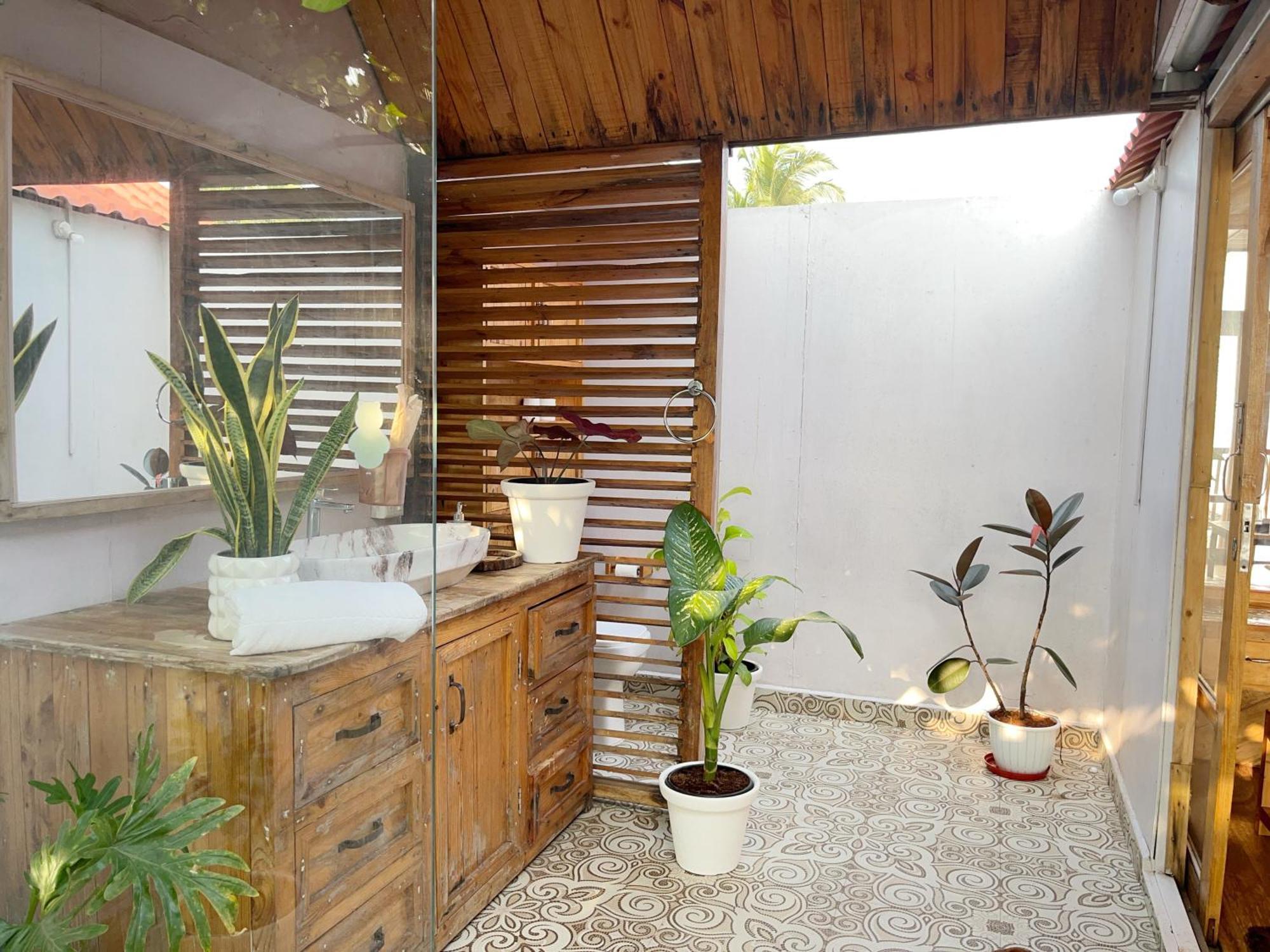 Ducknchill-Agonda Hotel ภายนอก รูปภาพ